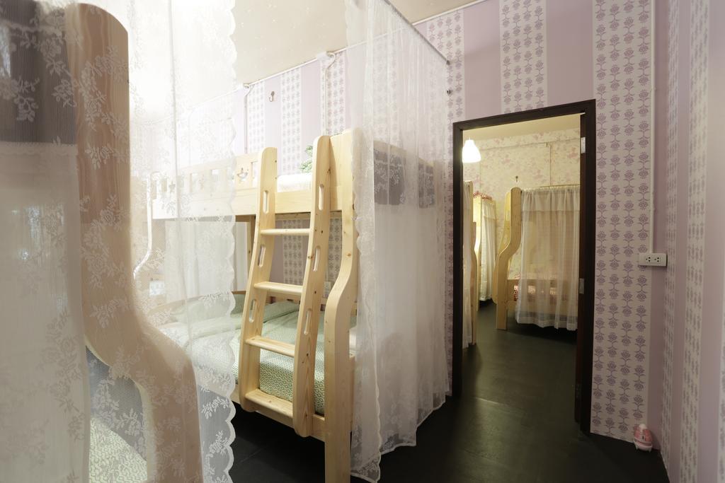 Tiger Lily Hostel Bangkok Ruang foto